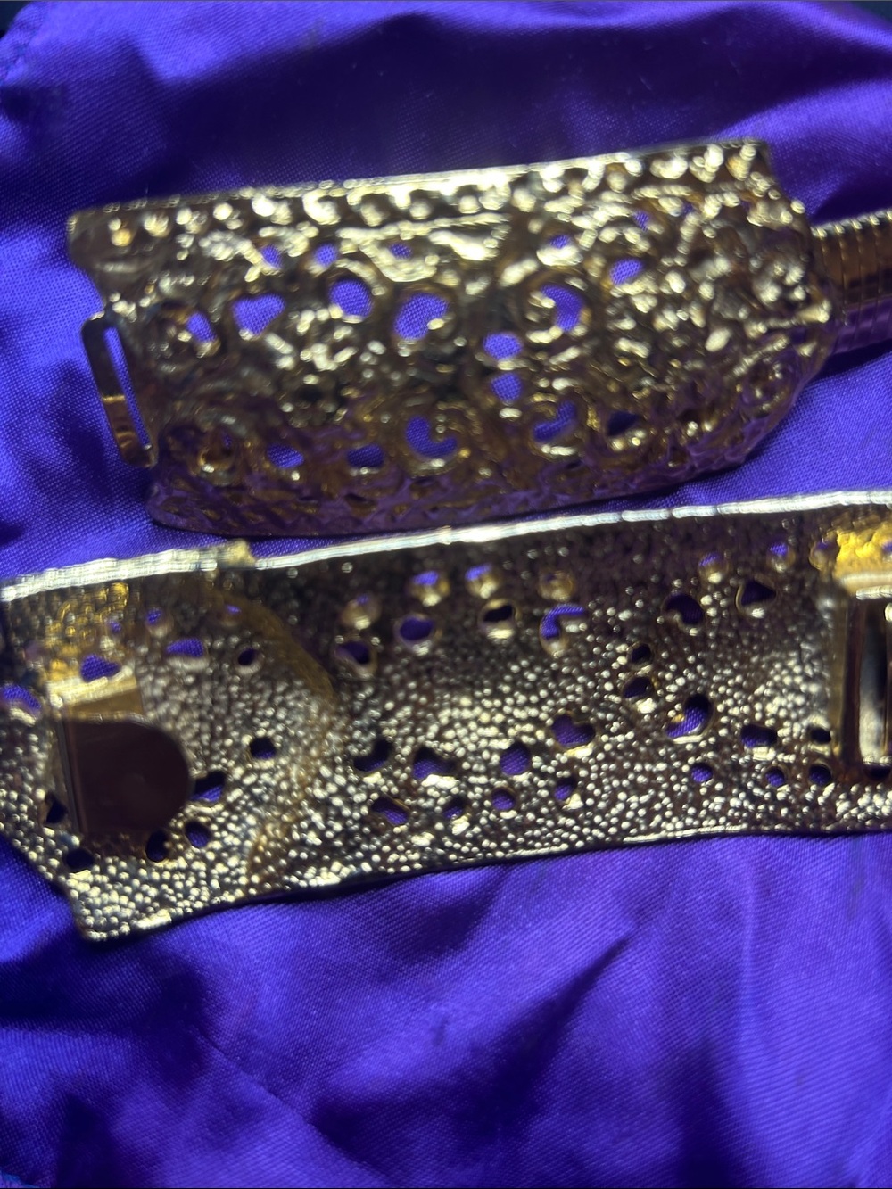 Gold-tone metal belt - Picture 7 of 7